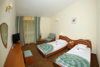 HOLIDAY VILLAGE - ROOM